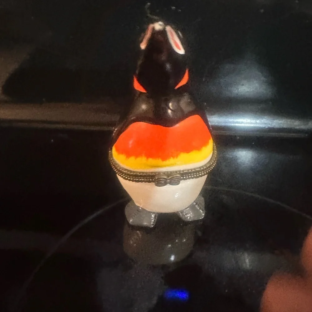 Emperor Penguin porcelain trinket Box
